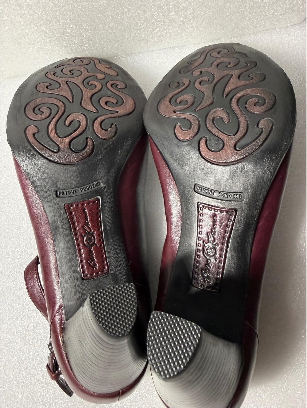 Crown by Børn Burgundy Leather Strappy Heels Pumps Size 9.5 / EU 41 - Picture 9 of 11
